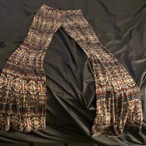 Printed flared leggings